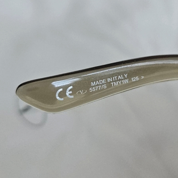 NWT Valentino V 5577/S Oversized Olive Green Gradient Women's Sunglasses - Picture 7 of 10